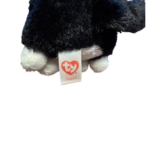 Ty Beanie Boo Pepper Plush Black & White Cat Stuffed Animal With Sparkling Eyes - Picture 4 of 6